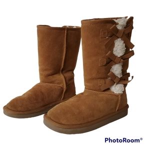 Koolaburra by UGG boots Victoria tall chestnut girls sz 3